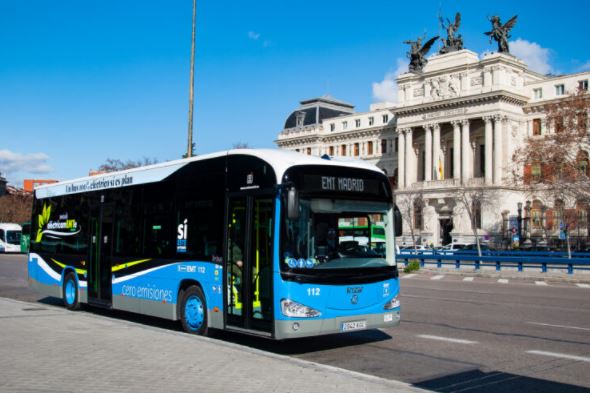 EMT logra una satisfacción global de ocho puntos entre los usuarios del servicio de autobús
