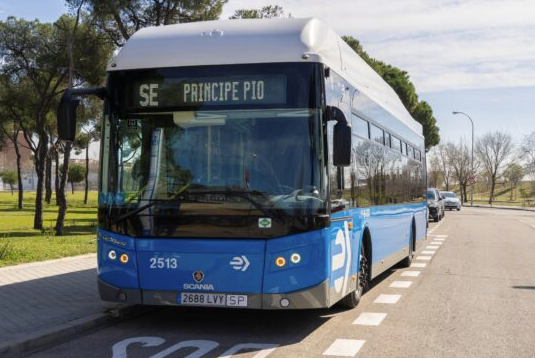 Un servicio especial gratuito de EMT Madrid conectará las estaciones de Príncipe Pío y Aravaca