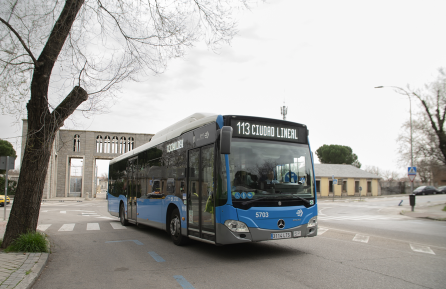 EMT Madrid refuerza sus líneas a los cementerios con motivo de Todos los Santos
