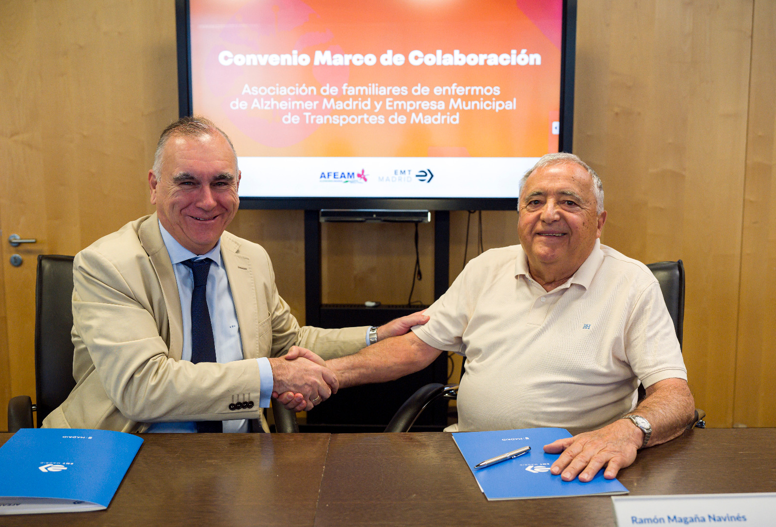EMT Madrid firma una alianza con AFEAM a favor de los enfermos de Alzheimer y familiares
