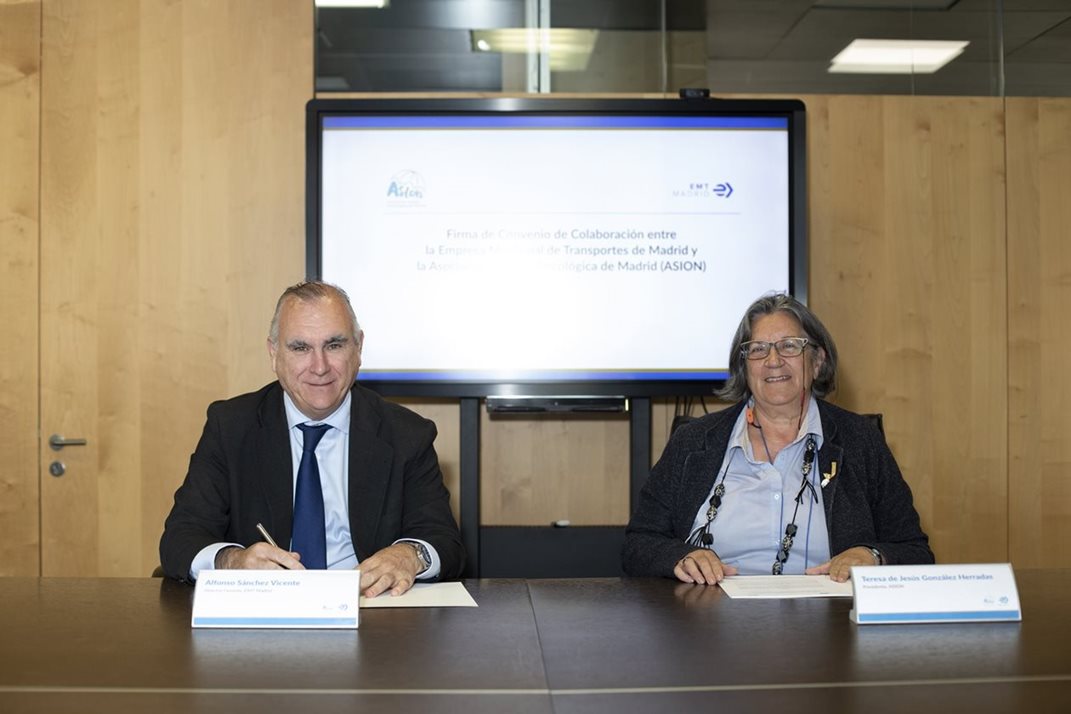 EMT colaborará en proyectos benéficos de la Asociación Infantil Oncológica de Madrid 