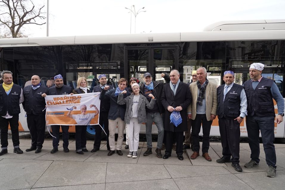 EMT se une al homenaje anual por los niños con cáncer de la Fundación Aladina 