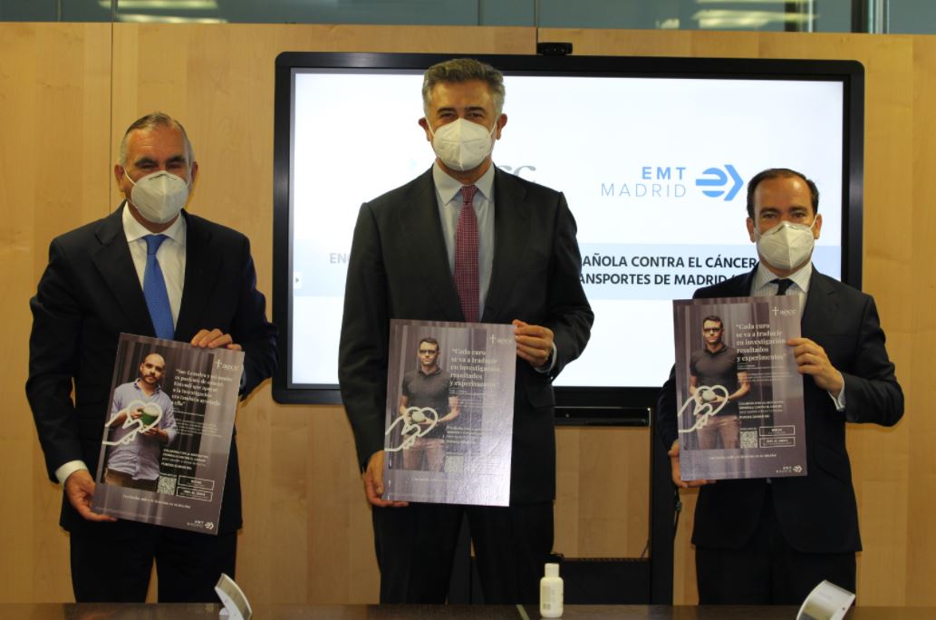 EMT colabora con la Asociación Española Contra el Cáncer en su lucha contra la enfermedad