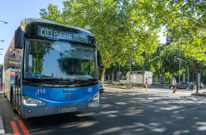 Un total de 46 líneas de EMT se verán afectadas por el Desfile del Día de la Fiesta Nacional